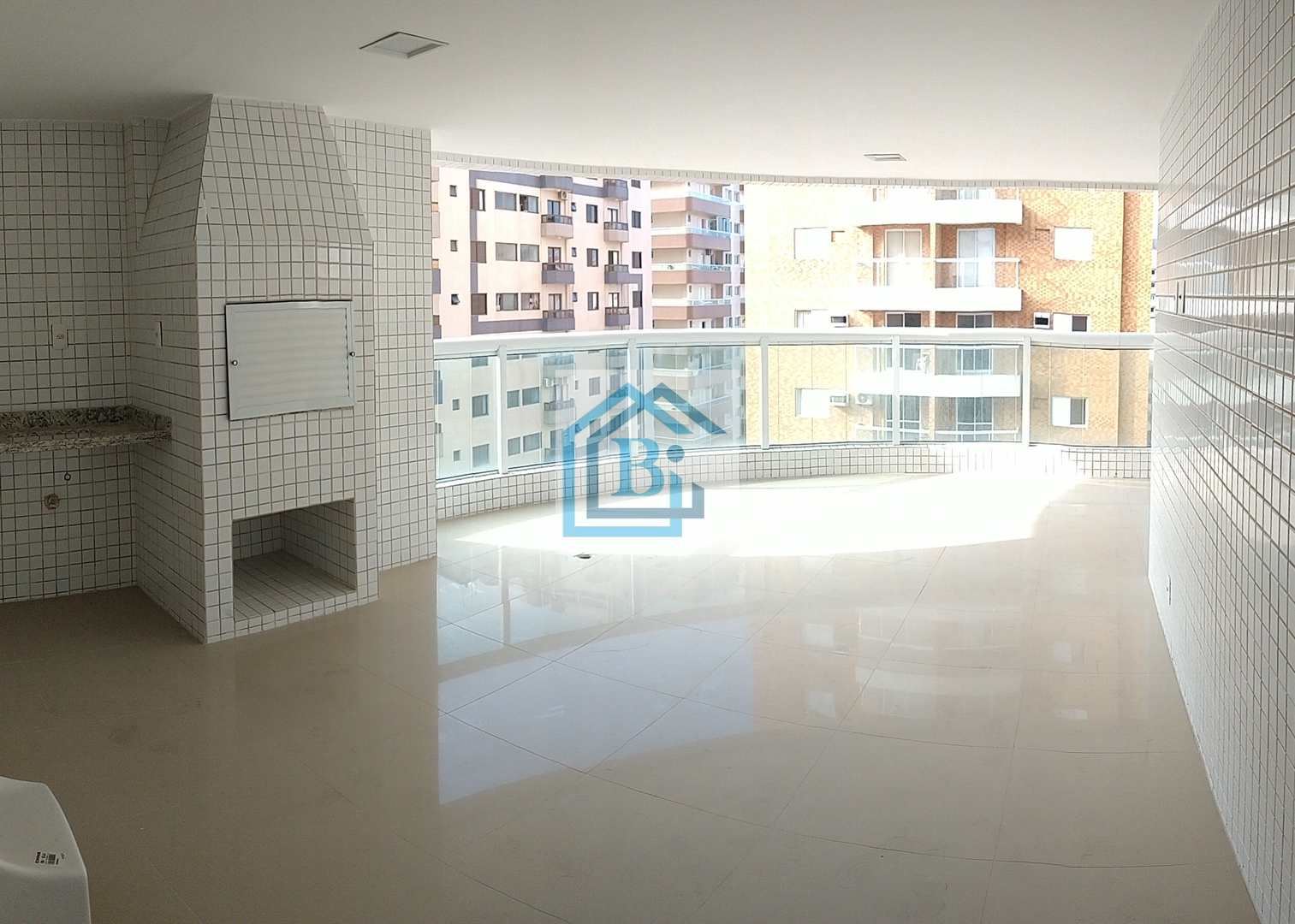 Apartamento para alugar com 3 quartos, 172m² - Foto 3