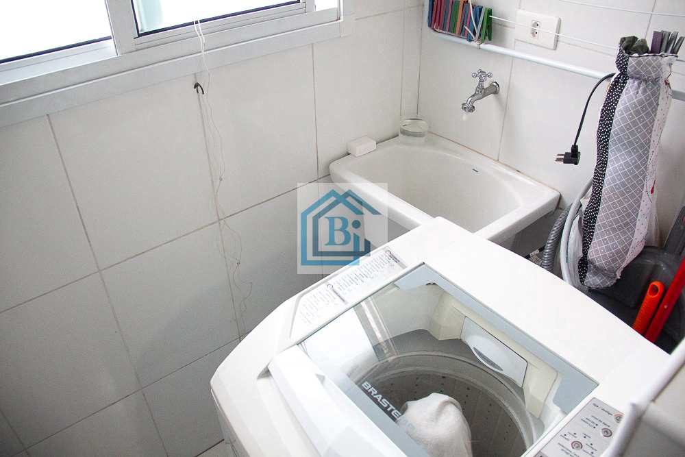 Apartamento à venda com 2 quartos, 60m² - Foto 11