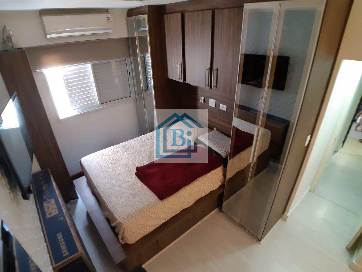 Apartamento à venda com 2 quartos, 75m² - Foto 18