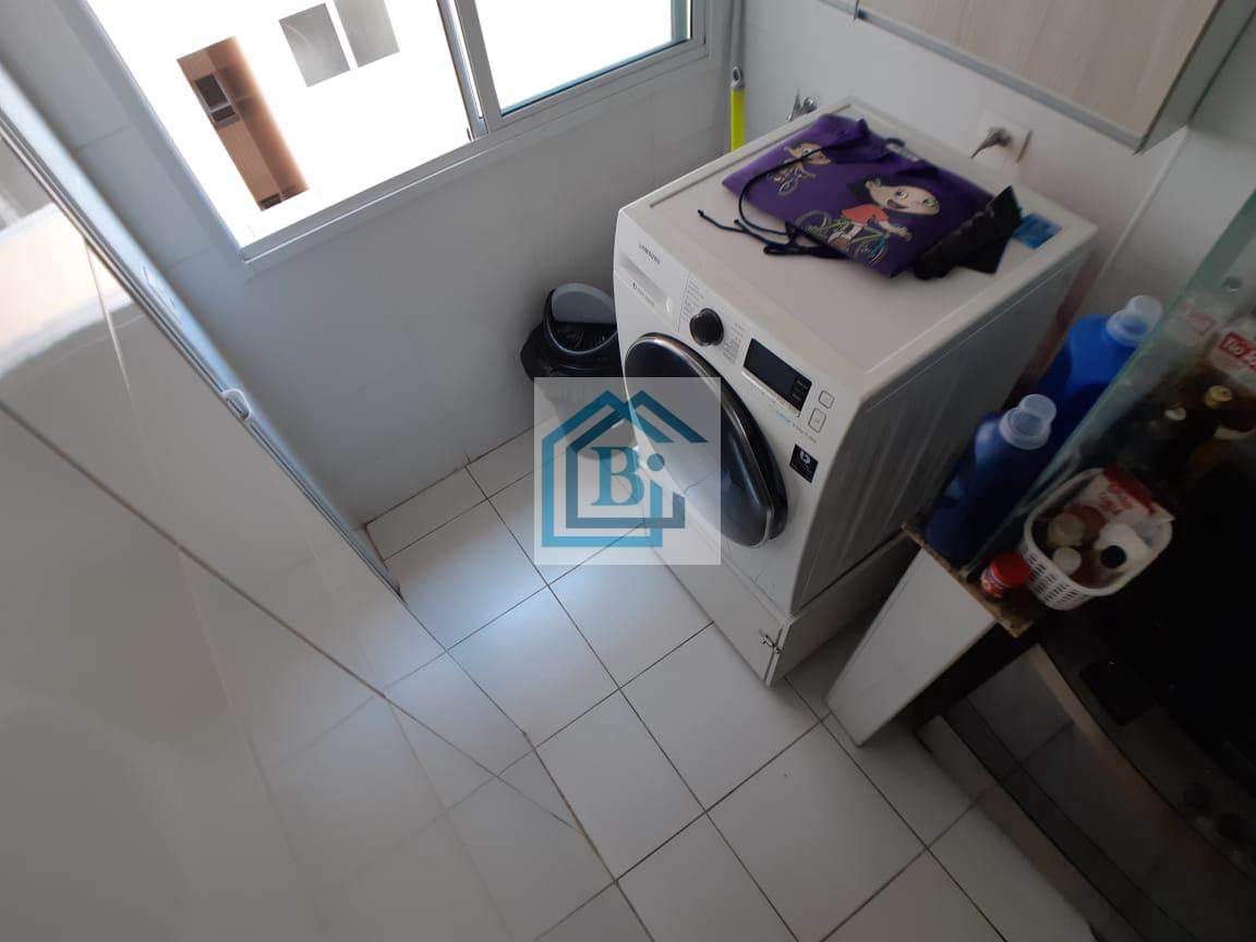 Apartamento à venda com 2 quartos, 75m² - Foto 15