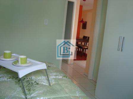 Apartamento à venda com 2 quartos, 60m² - Foto 17