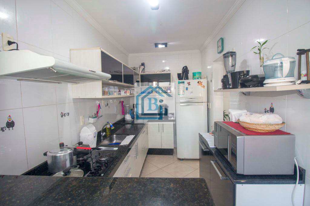 Apartamento à venda com 2 quartos, 60m² - Foto 13