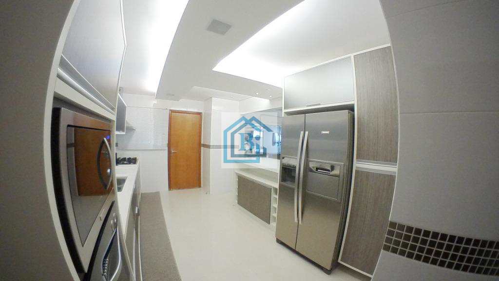 Apartamento à venda com 3 quartos, 188m² - Foto 12