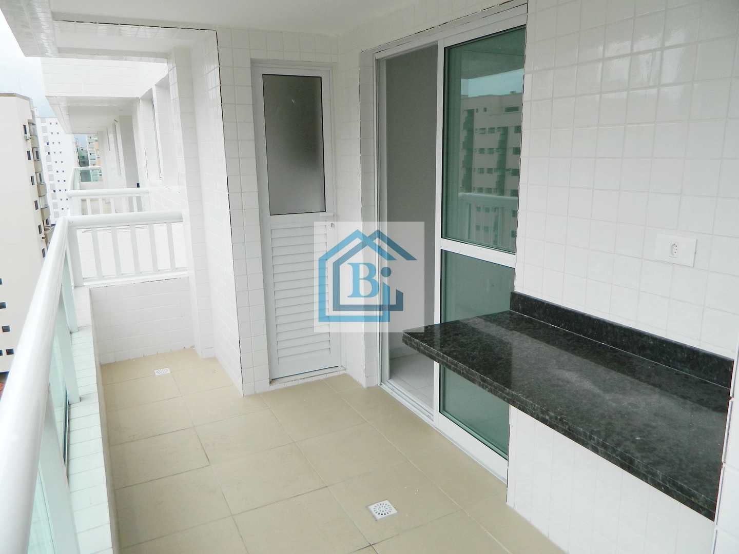 Apartamento à venda com 3 quartos, 94m² - Foto 13