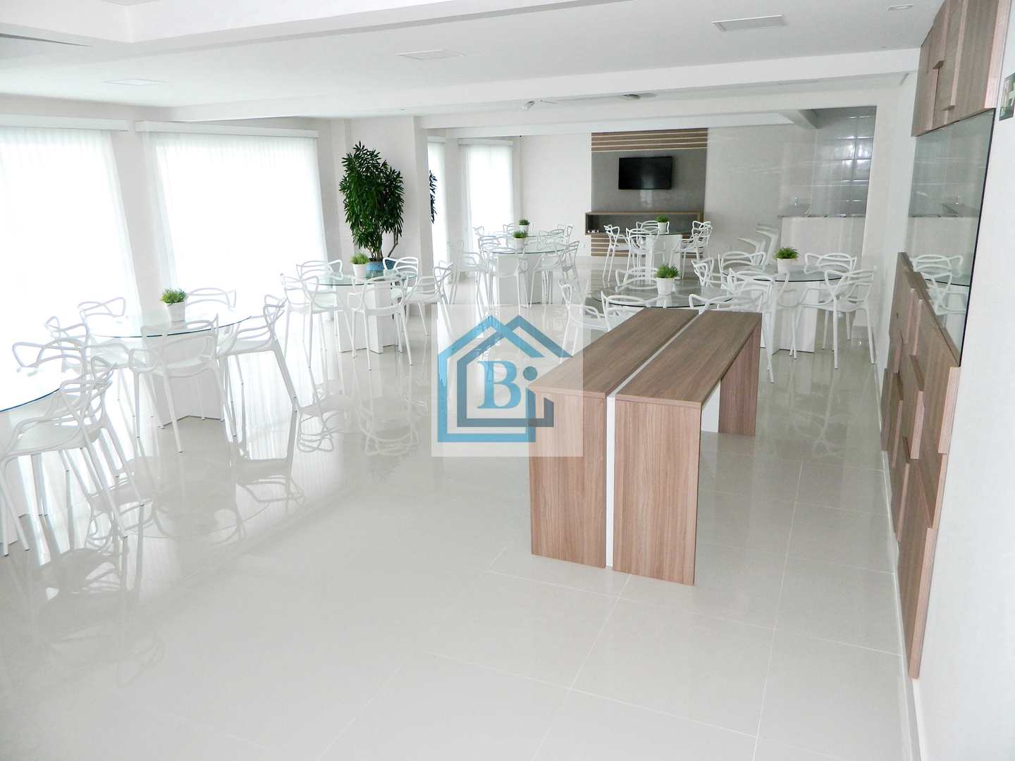 Apartamento à venda com 2 quartos, 79m² - Foto 21