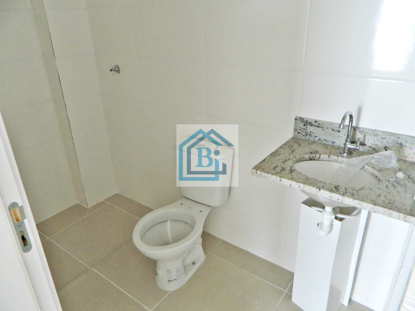 Apartamento à venda com 2 quartos, 79m² - Foto 35