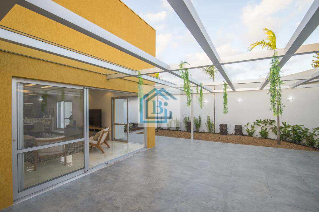 Casa à venda com 3 quartos, 191m² - Foto 9