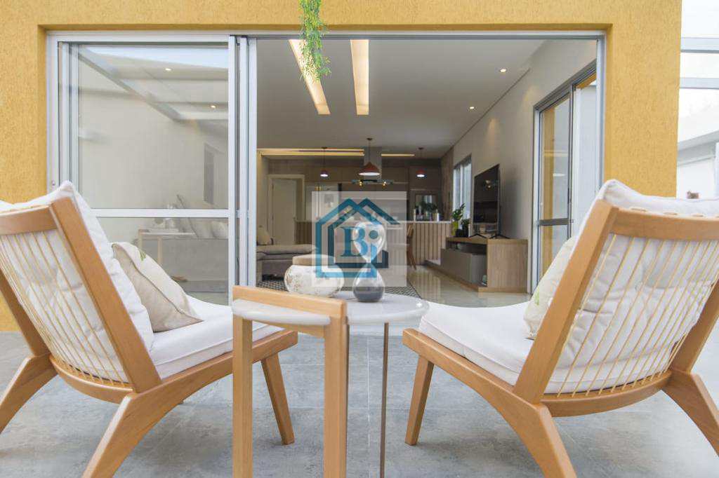 Casa à venda com 3 quartos, 191m² - Foto 11