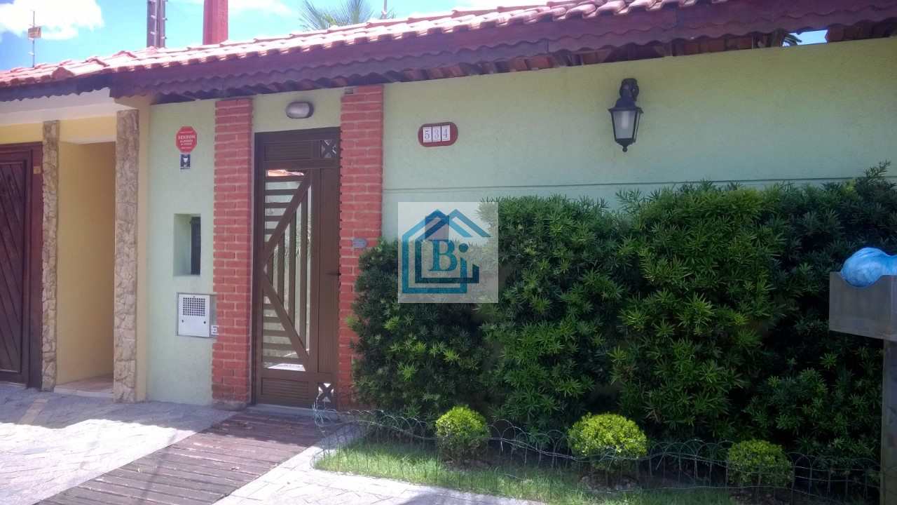 Casa à venda com 3 quartos, 200m² - Foto 2