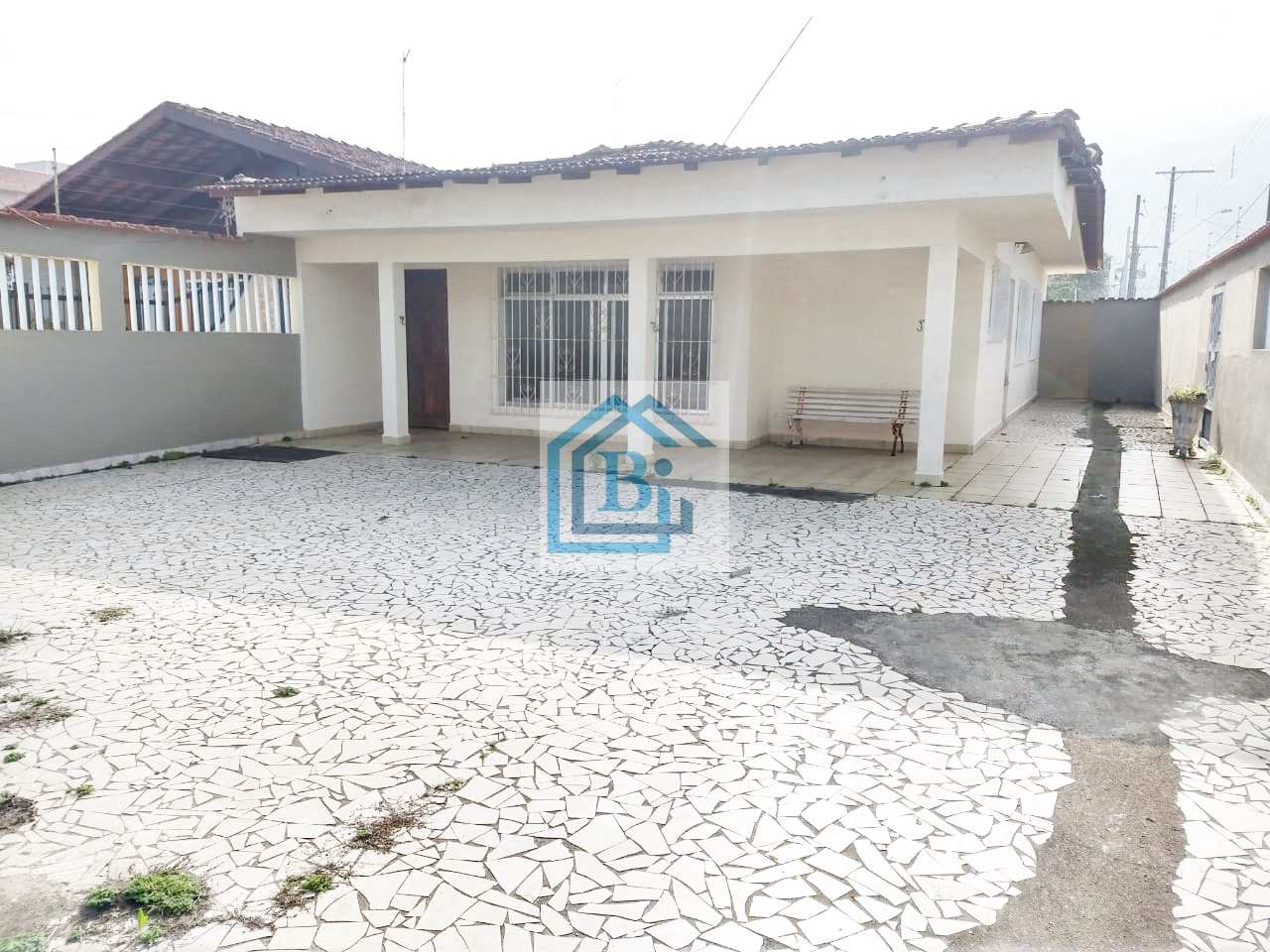 Casa à venda com 3 quartos, 120m² - Foto 2