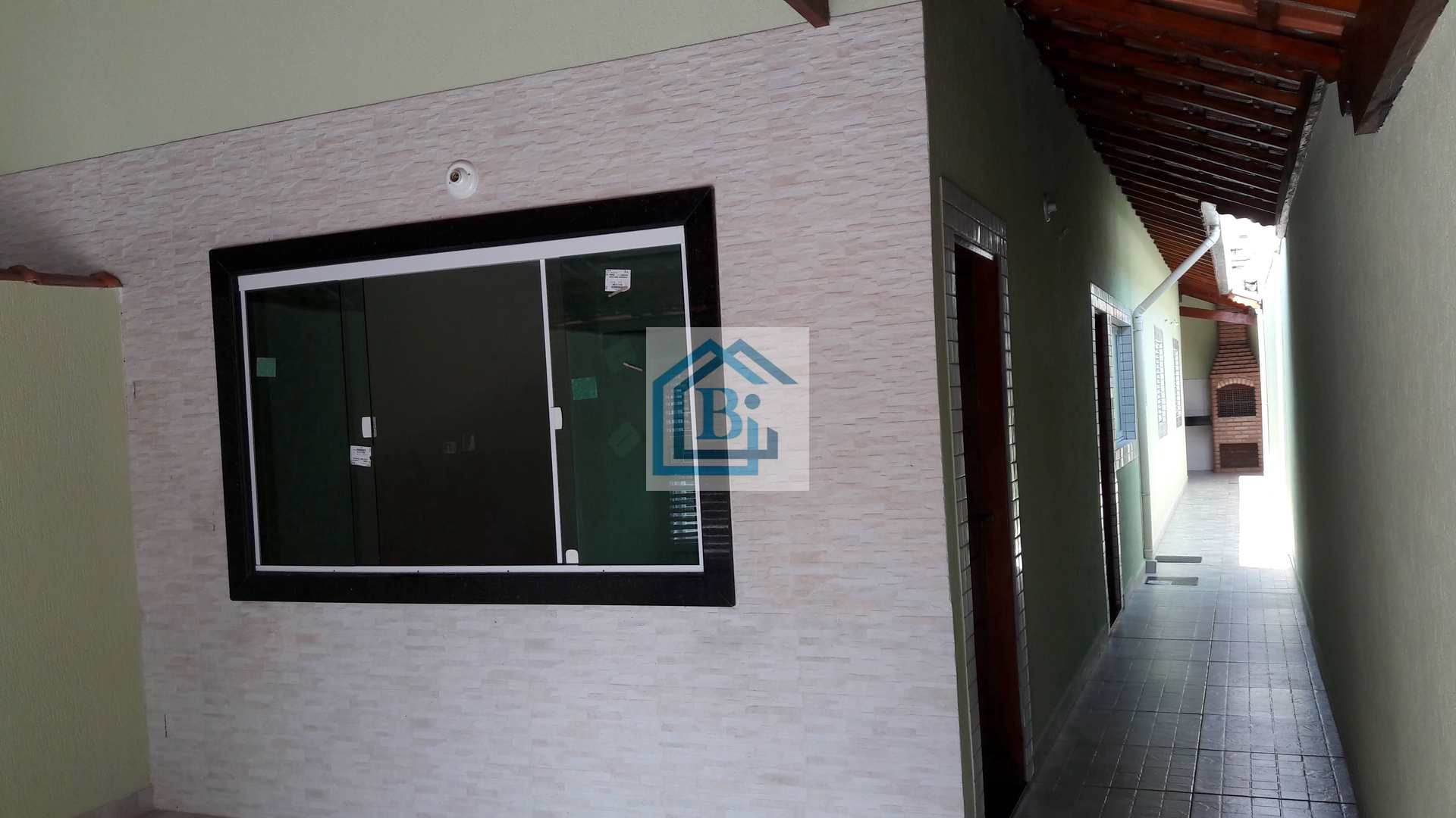 Casa à venda com 2 quartos, 110m² - Foto 5