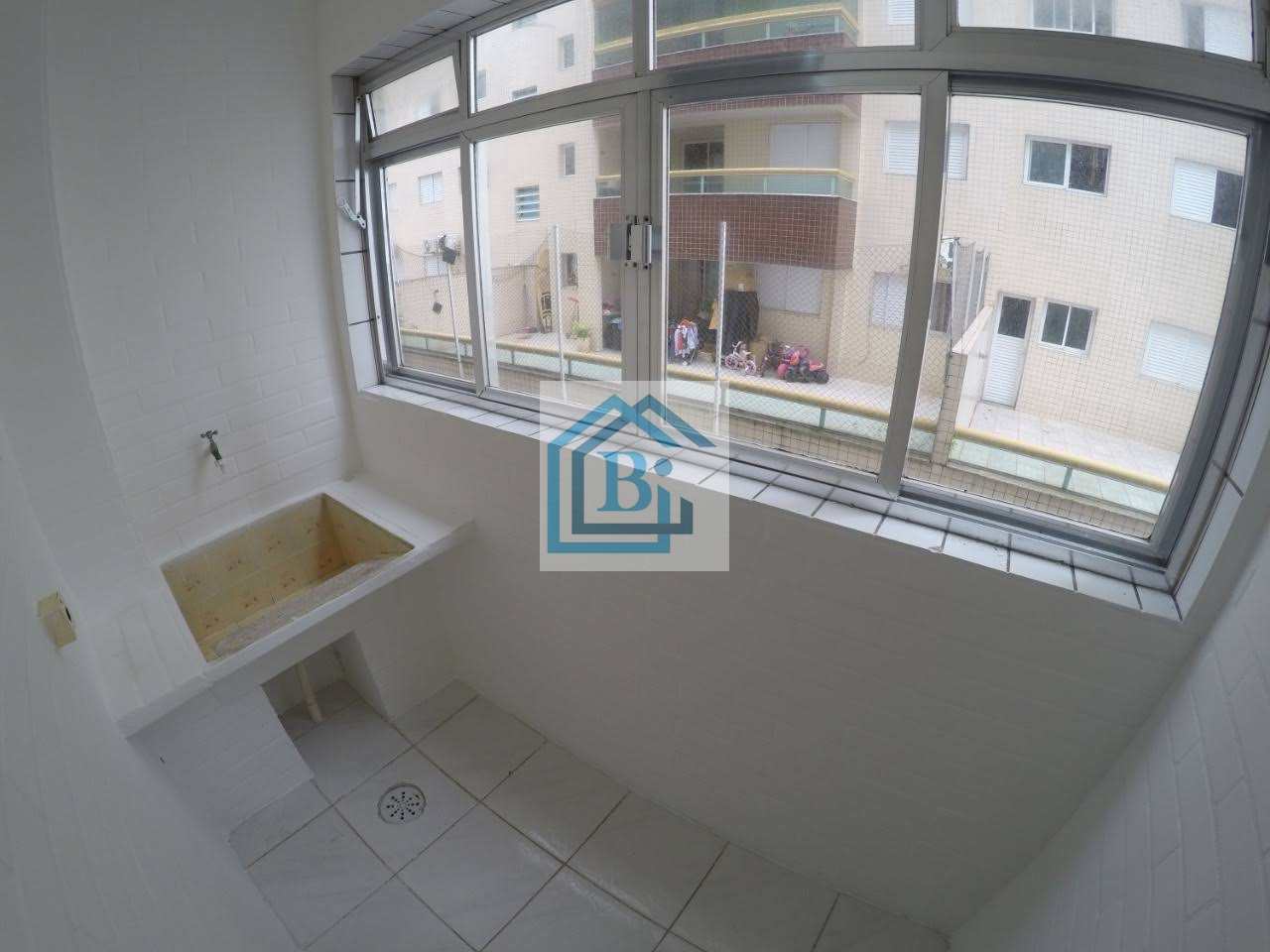 Apartamento à venda com 1 quarto, 42m² - Foto 19