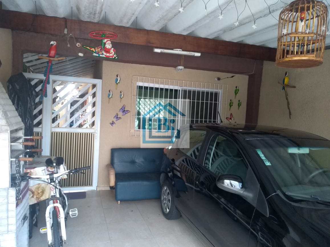 Casa à venda com 2 quartos, 67m² - Foto 2