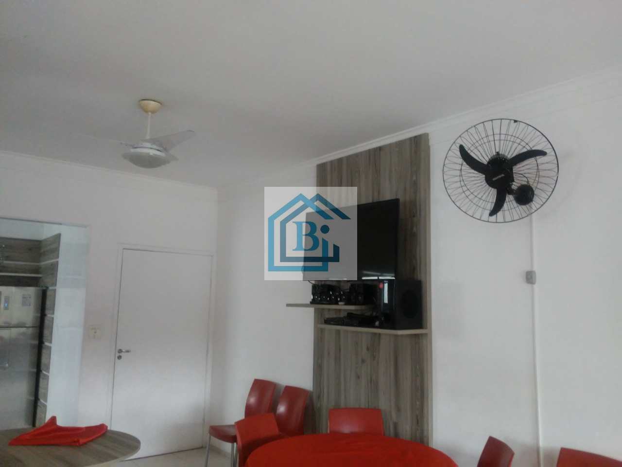 Apartamento à venda com 2 quartos, 60m² - Foto 5