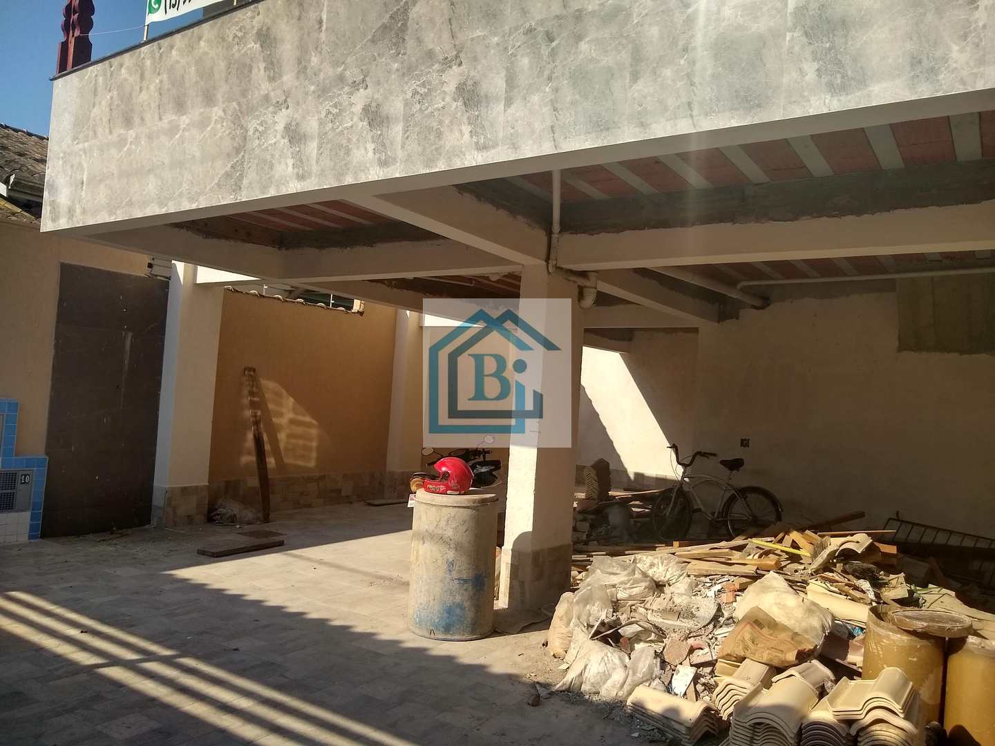 Sobrado à venda com 2 quartos, 71m² - Foto 1