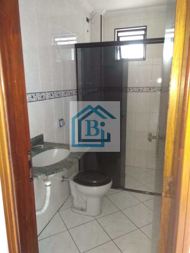 Apartamento para alugar com 2 quartos, 110m² - Foto 16