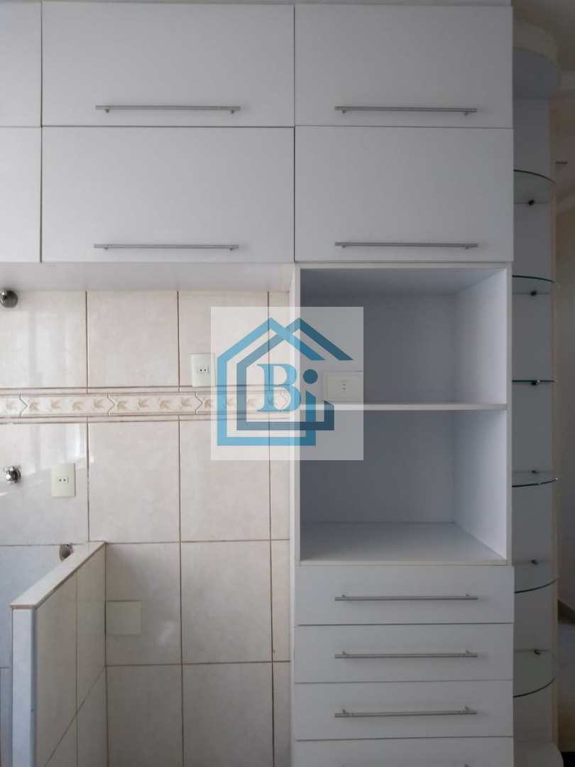 Apartamento à venda com 2 quartos, 61m² - Foto 3