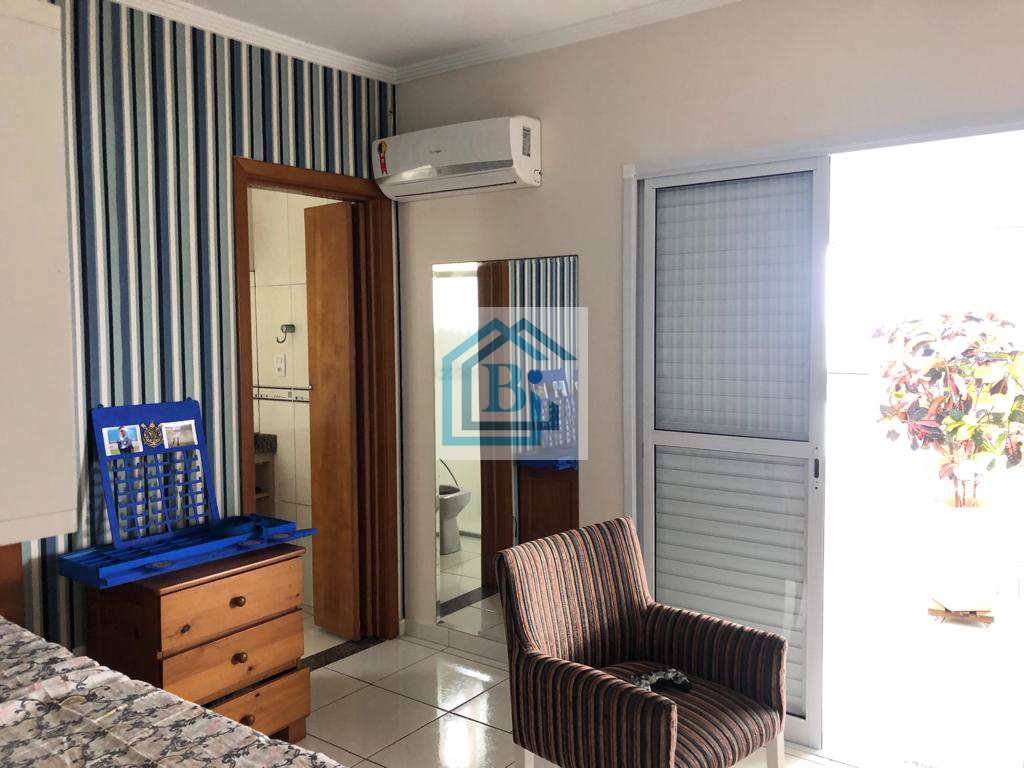 Apartamento à venda com 3 quartos, 155m² - Foto 28