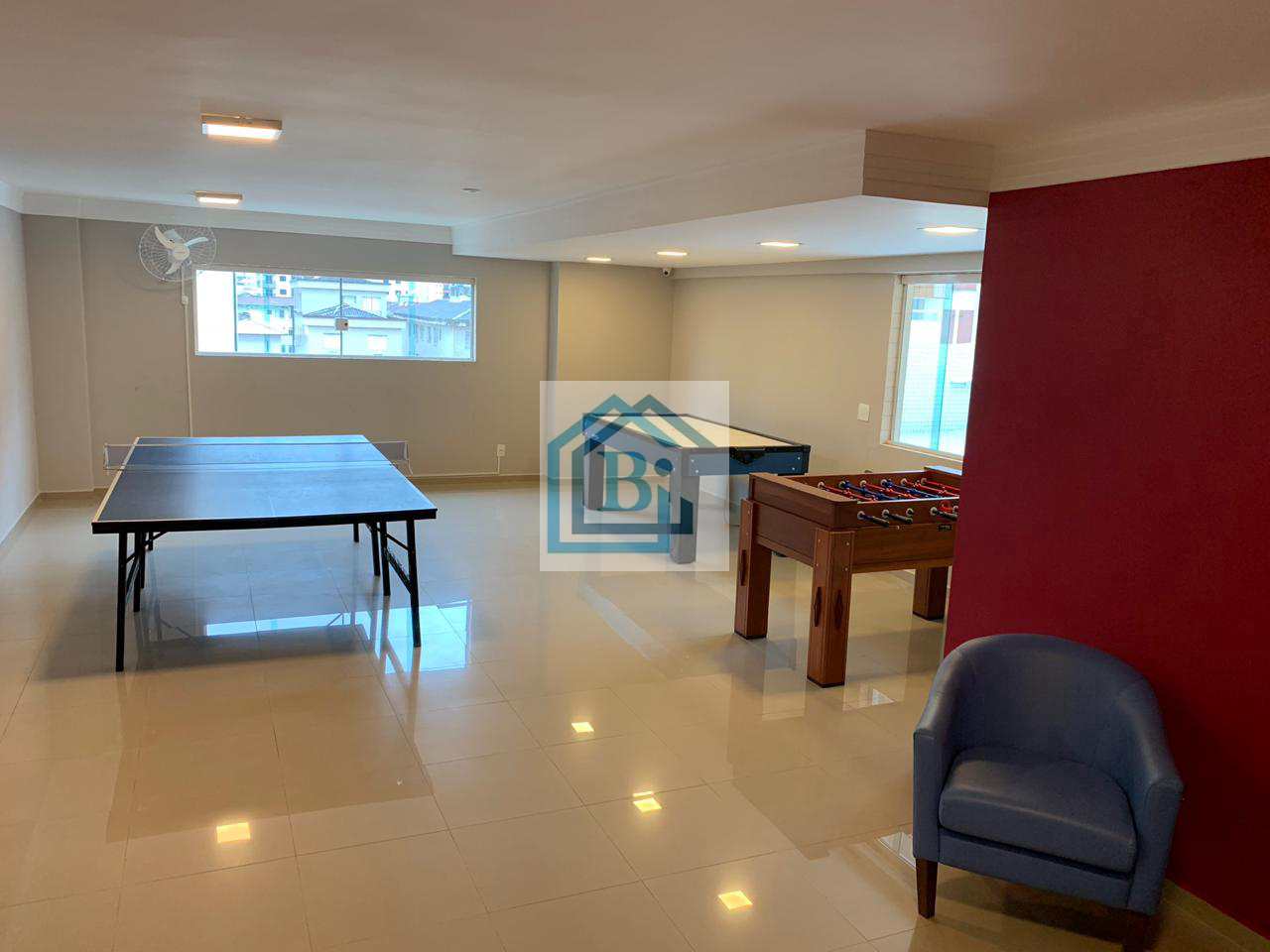 Apartamento à venda com 2 quartos, 68m² - Foto 11