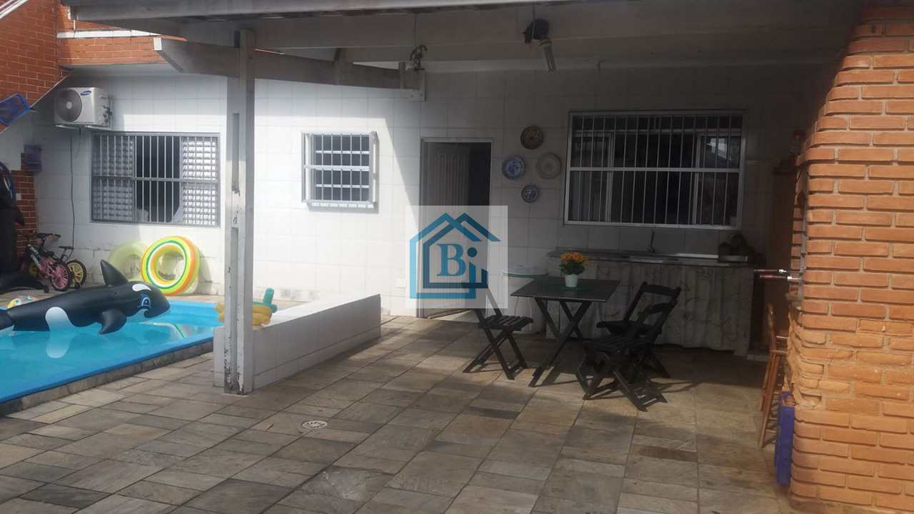 Casa à venda com 2 quartos, 200m² - Foto 5