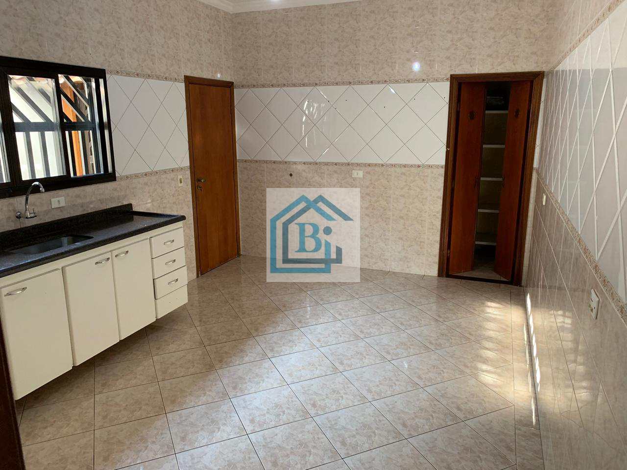 Sobrado à venda com 3 quartos, 112m² - Foto 4