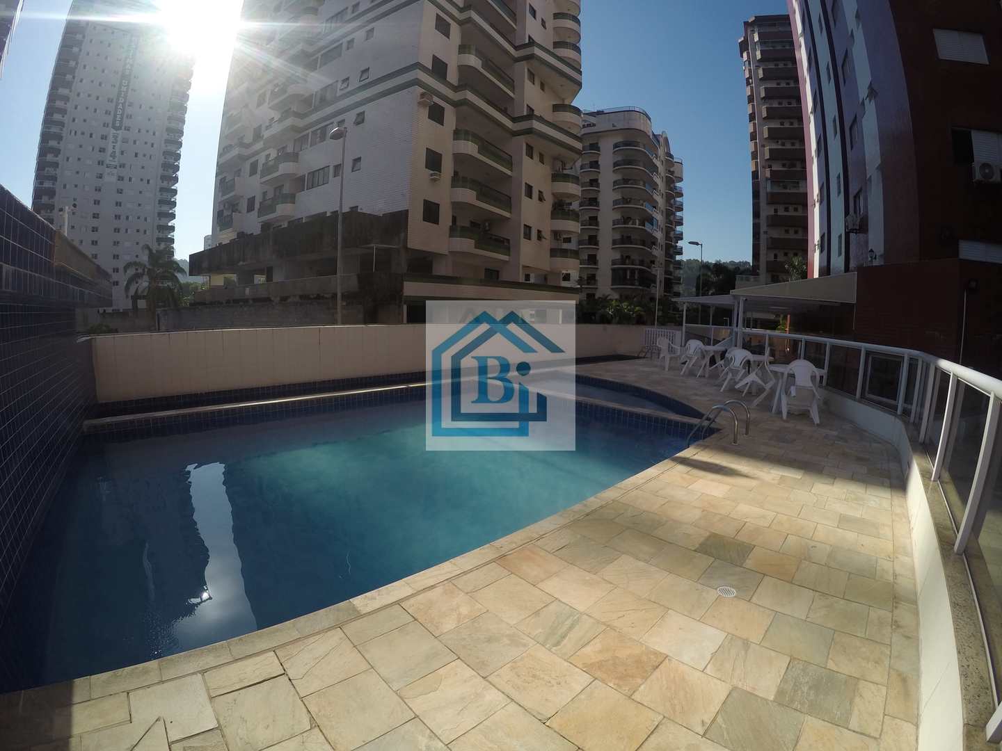 Apartamento à venda com 2 quartos, 60m² - Foto 15