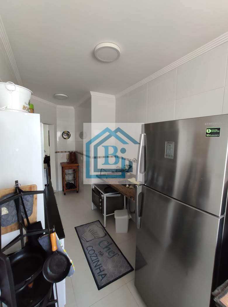 Apartamento à venda com 2 quartos, 75m² - Foto 35