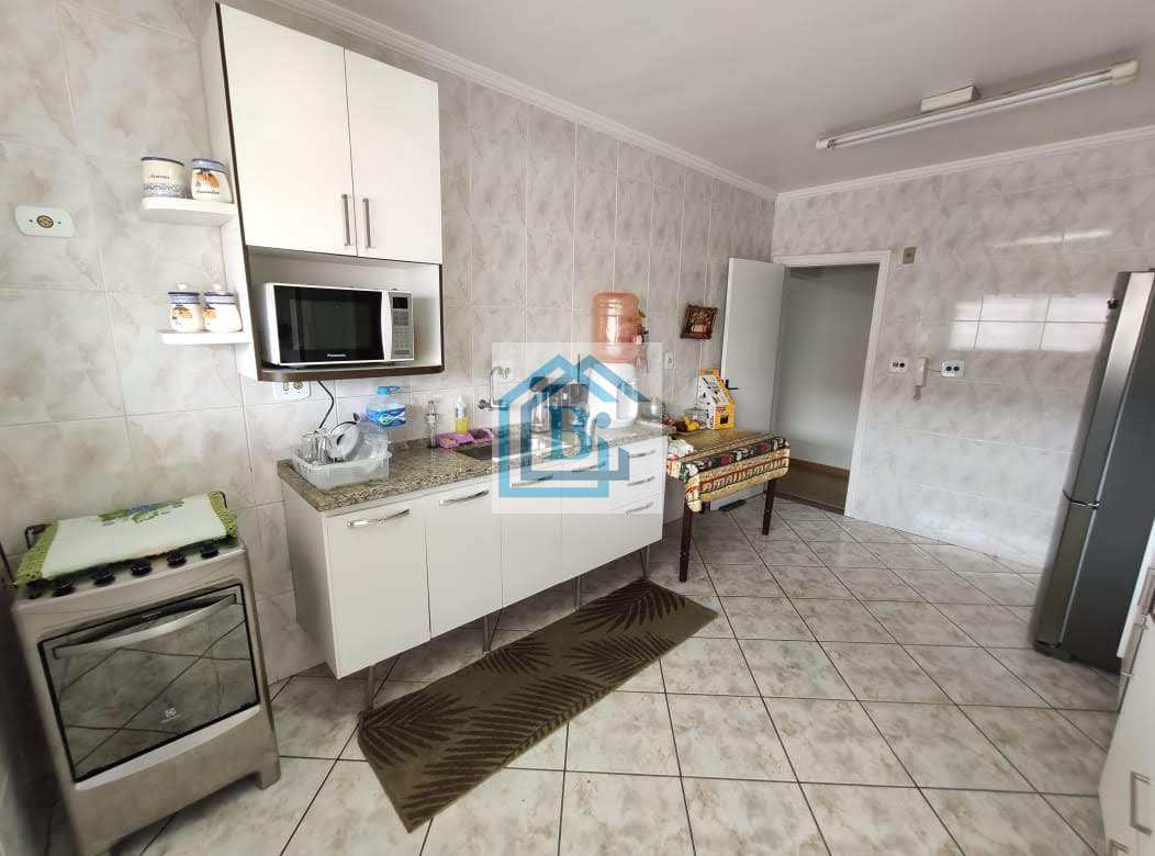 Apartamento à venda com 3 quartos, 138m² - Foto 15