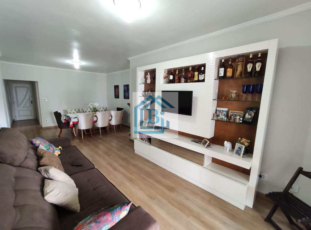 Apartamento à venda com 3 quartos, 138m² - Foto 2