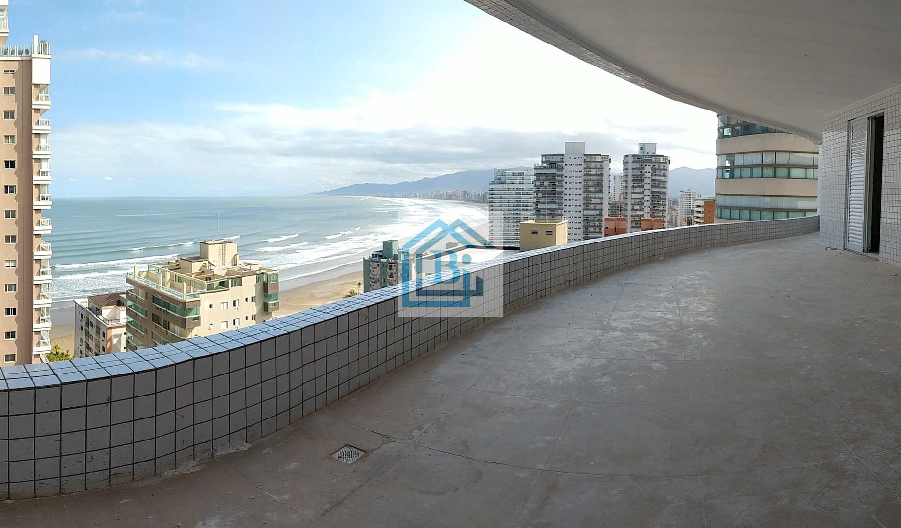 Apartamento à venda com 3 quartos, 144m² - Foto 12