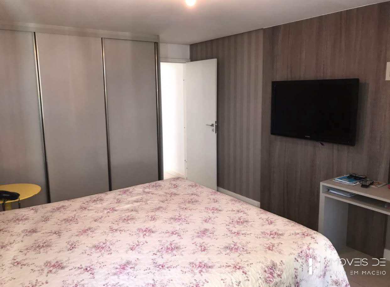 Casa de Condomínio à venda com 4 quartos, 500m² - Foto 13