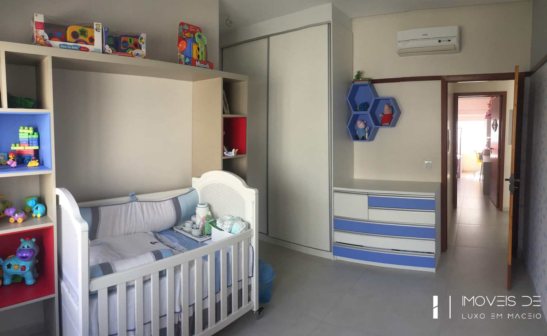 Casa de Condomínio à venda com 4 quartos, 350m² - Foto 19