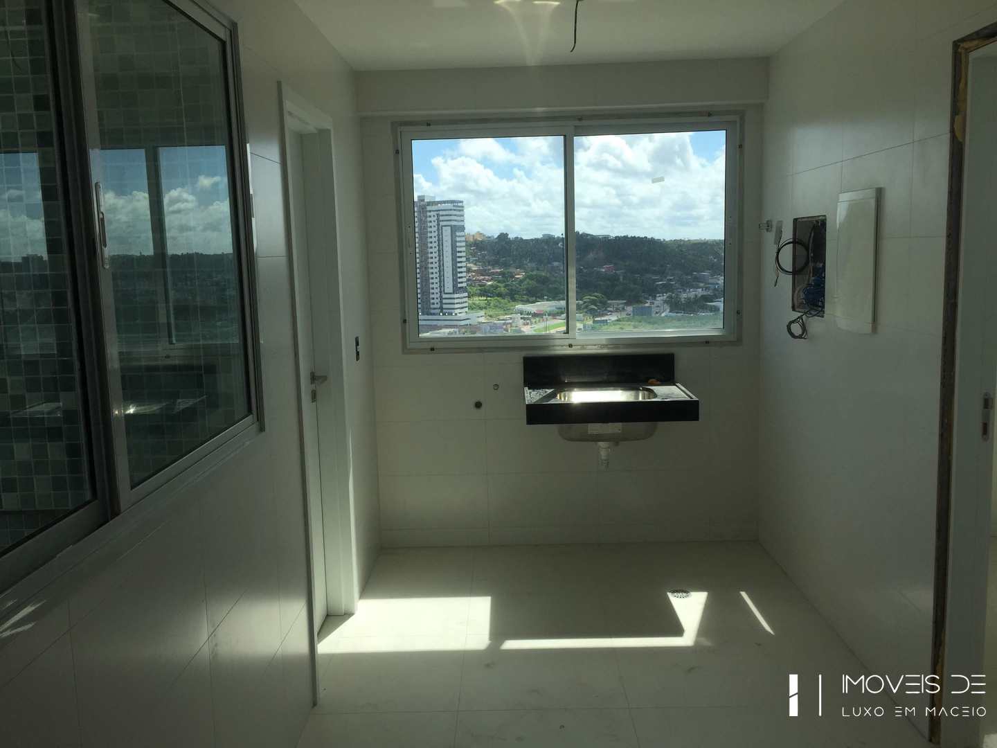 Apartamento à venda com 3 quartos, 193m² - Foto 10