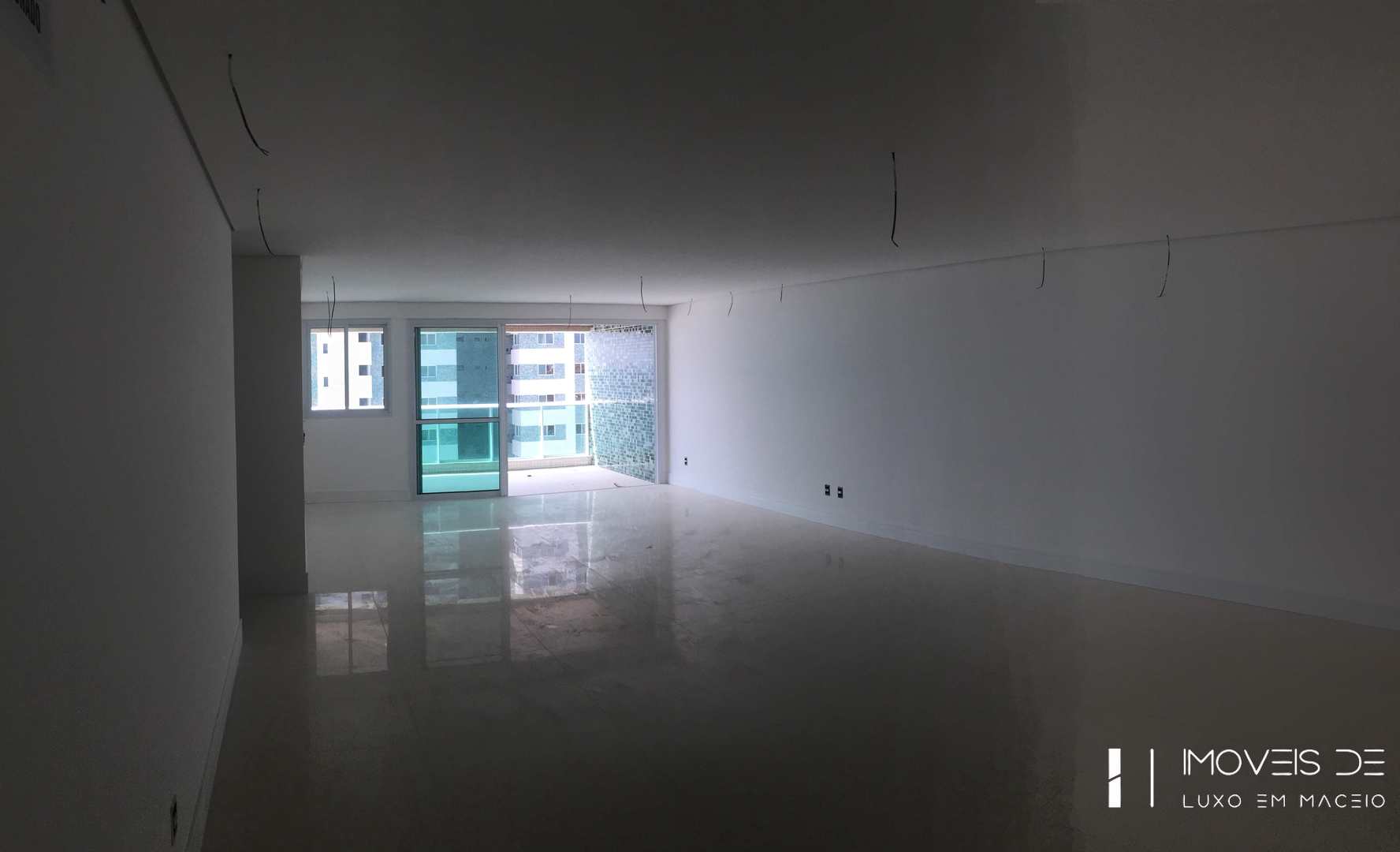 Apartamento à venda com 3 quartos, 193m² - Foto 11