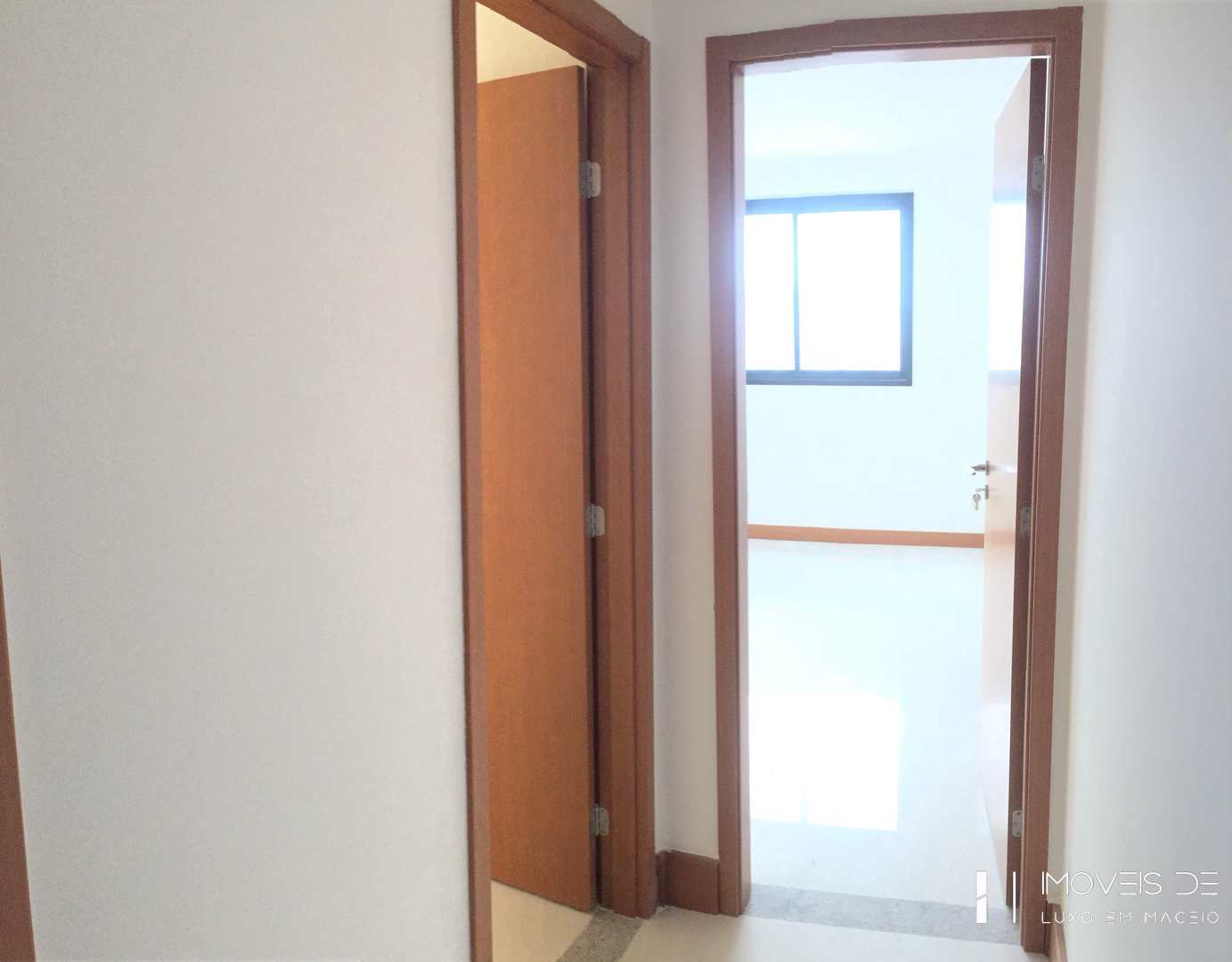 Apartamento à venda com 3 quartos, 150m² - Foto 8