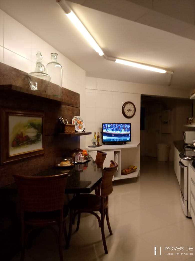 Apartamento à venda com 4 quartos, 200m² - Foto 5