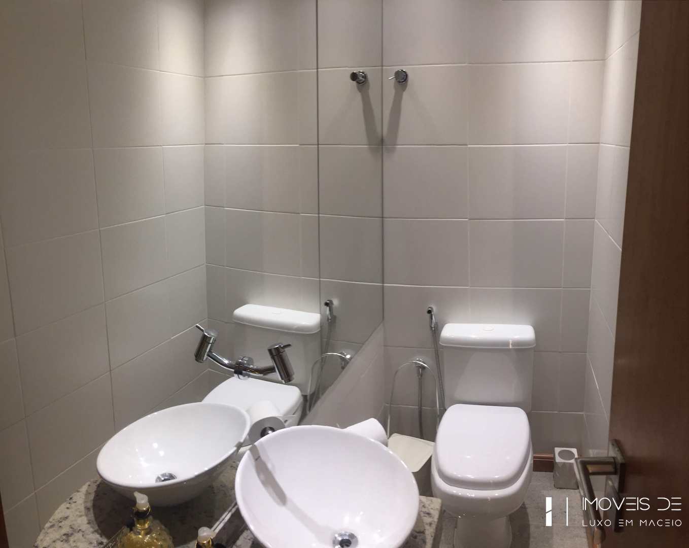 Apartamento à venda com 3 quartos, 137m² - Foto 5