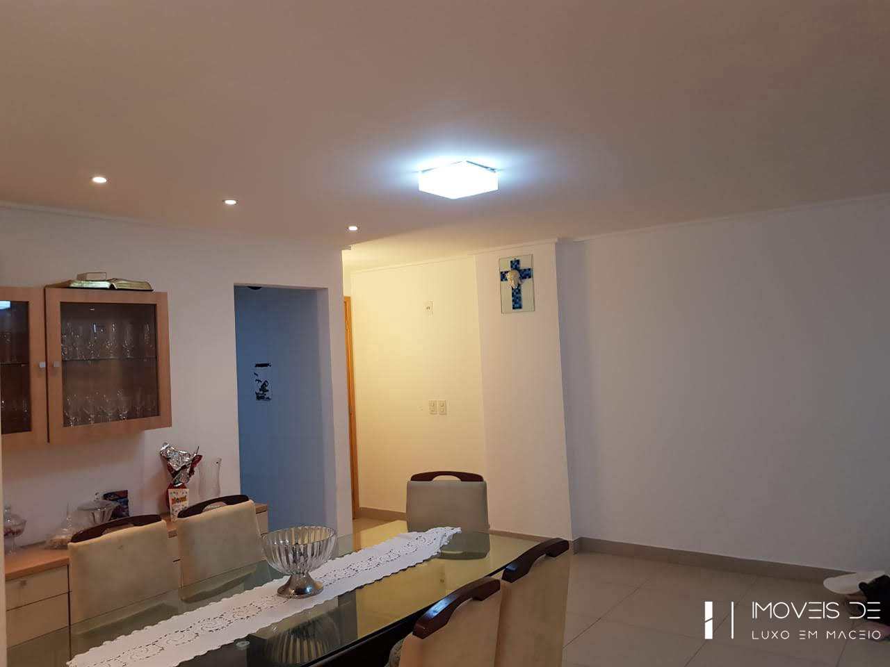 Apartamento à venda com 3 quartos, 145m² - Foto 6