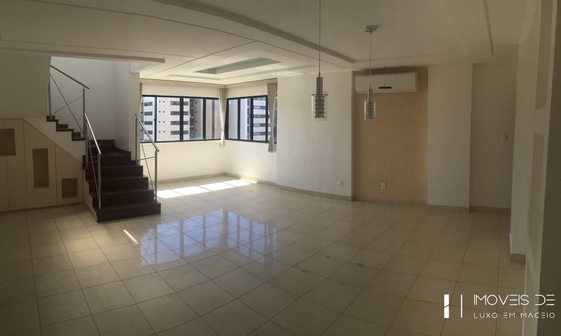 Cobertura à venda com 4 quartos, 212m² - Foto 2