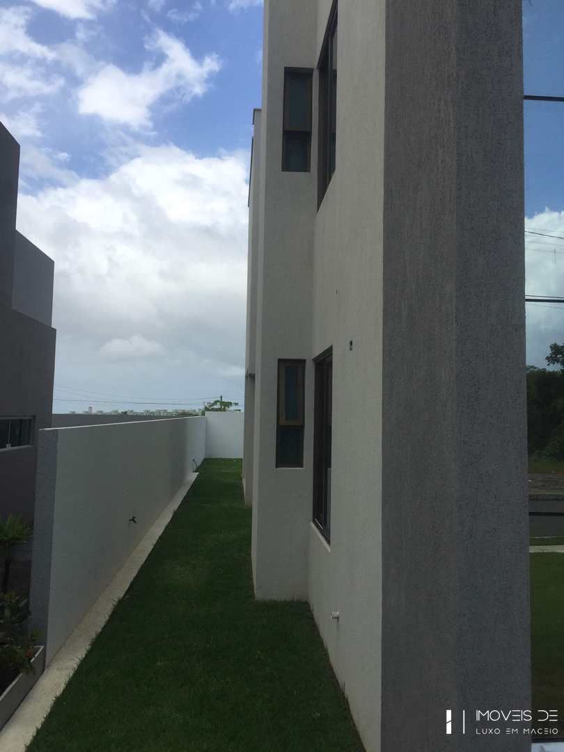 Casa de Condomínio à venda com 4 quartos, 280m² - Foto 4