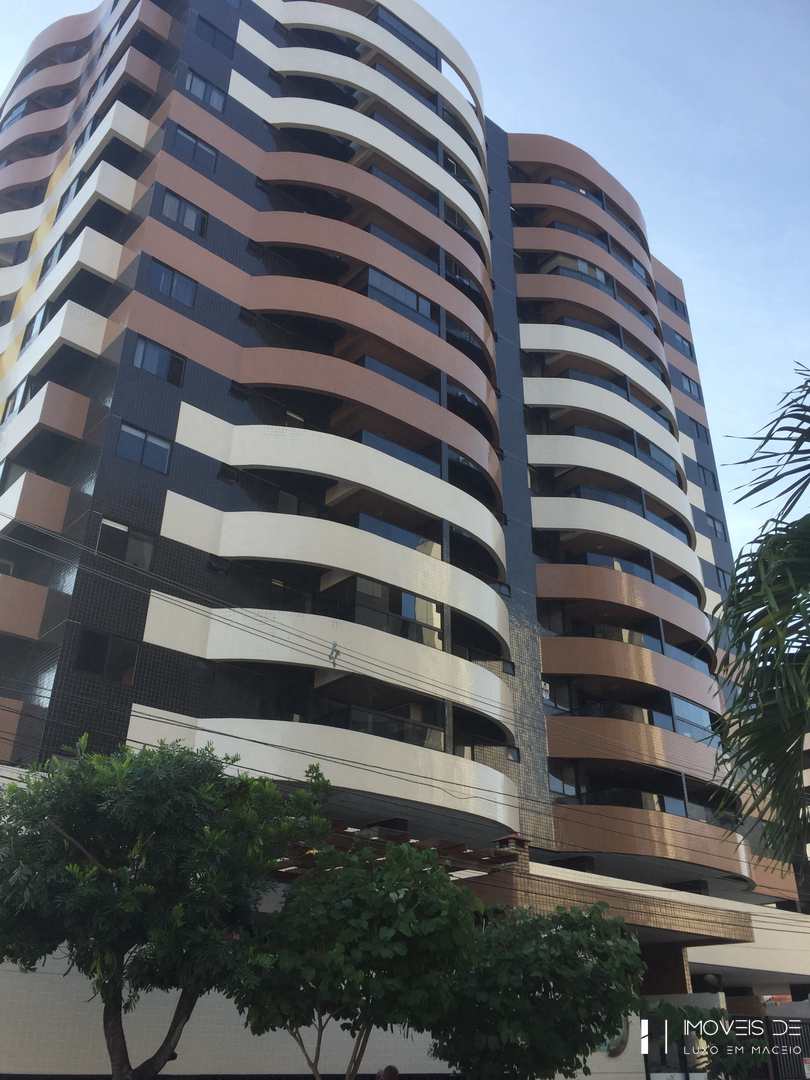 Apartamento à venda com 3 quartos, 108m² - Foto 1