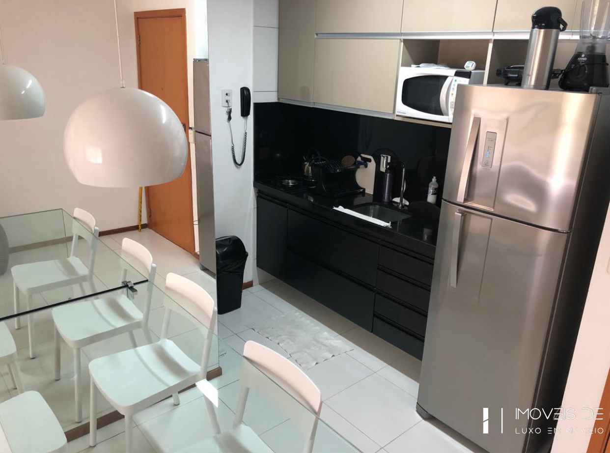 Apartamento à venda com 2 quartos, 66m² - Foto 3