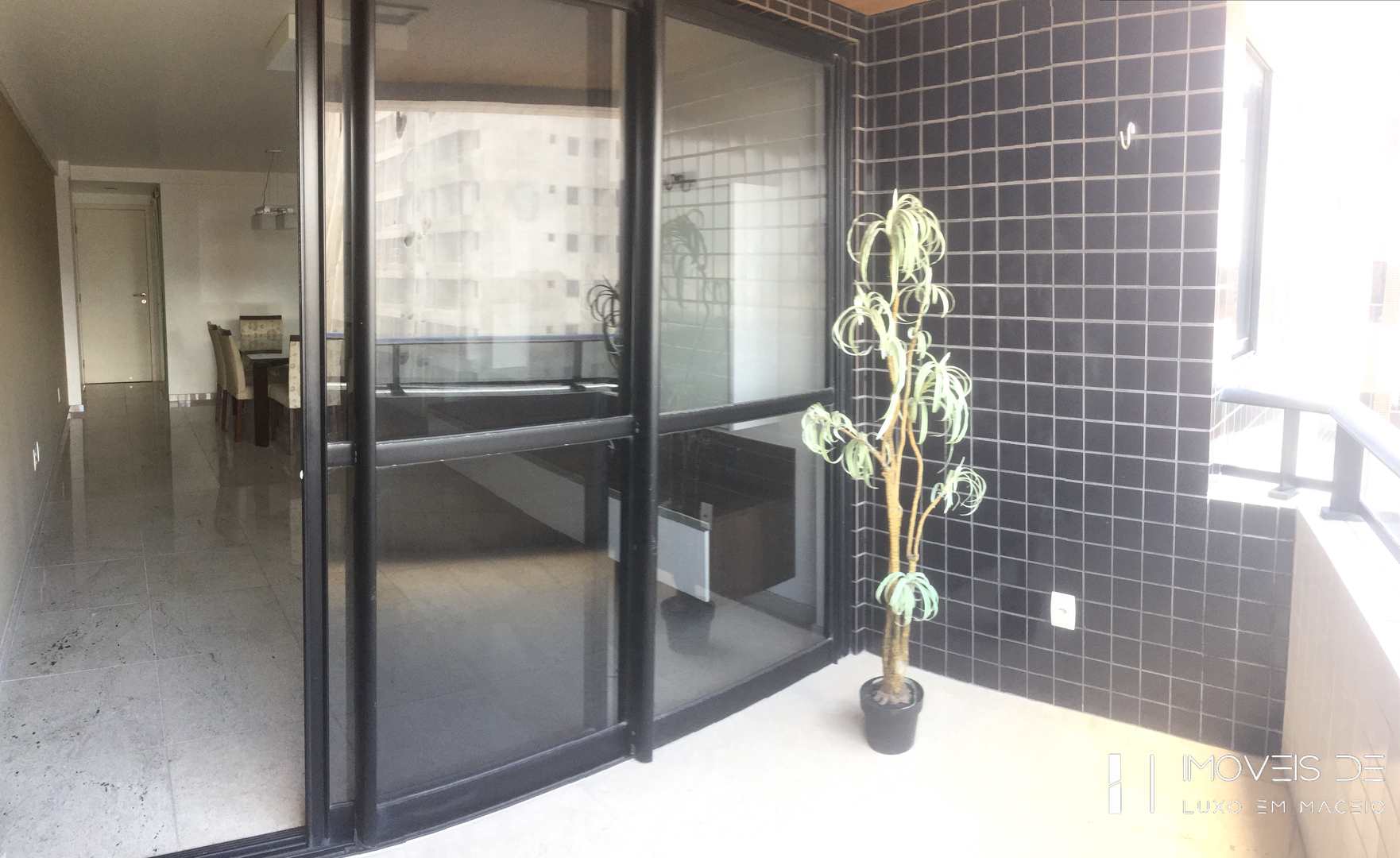 Apartamento à venda com 3 quartos, 109m² - Foto 9