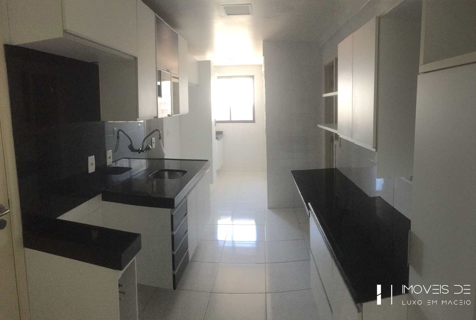 Apartamento à venda com 3 quartos, 109m² - Foto 11