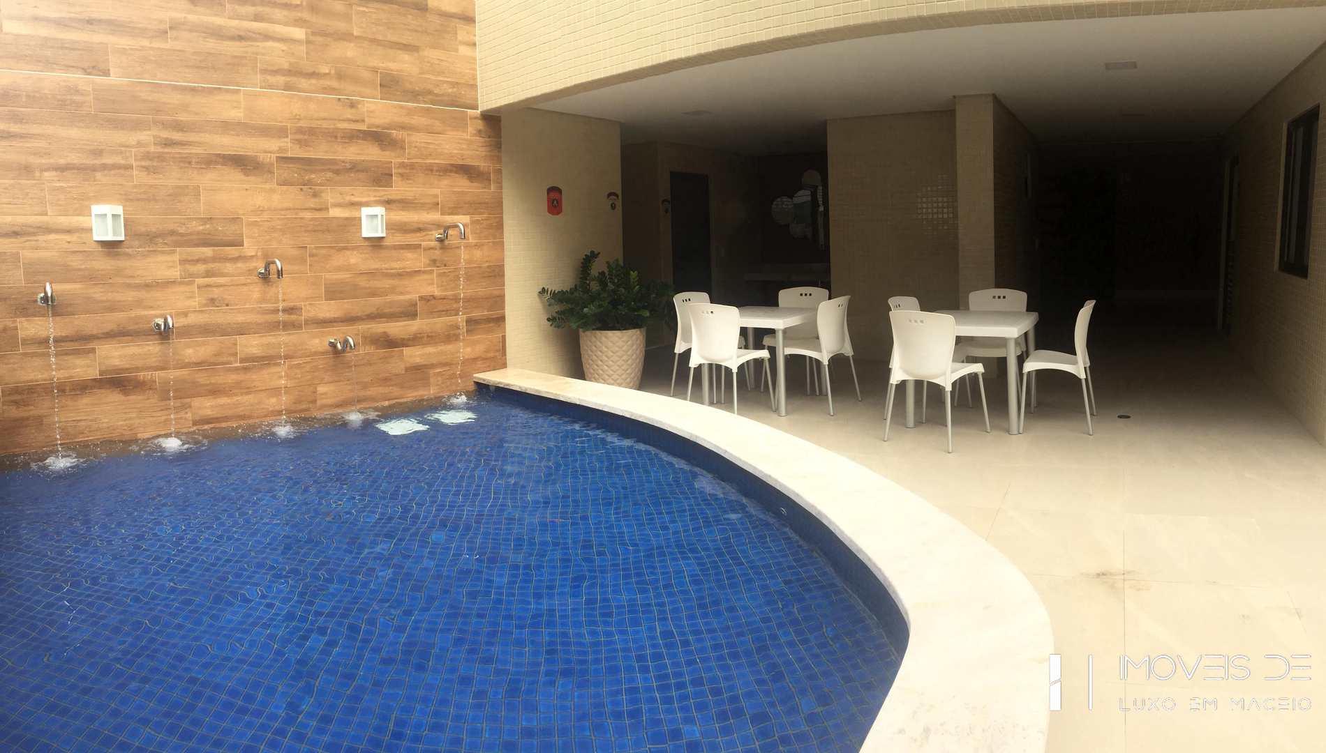 Apartamento à venda com 3 quartos, 161m² - Foto 9