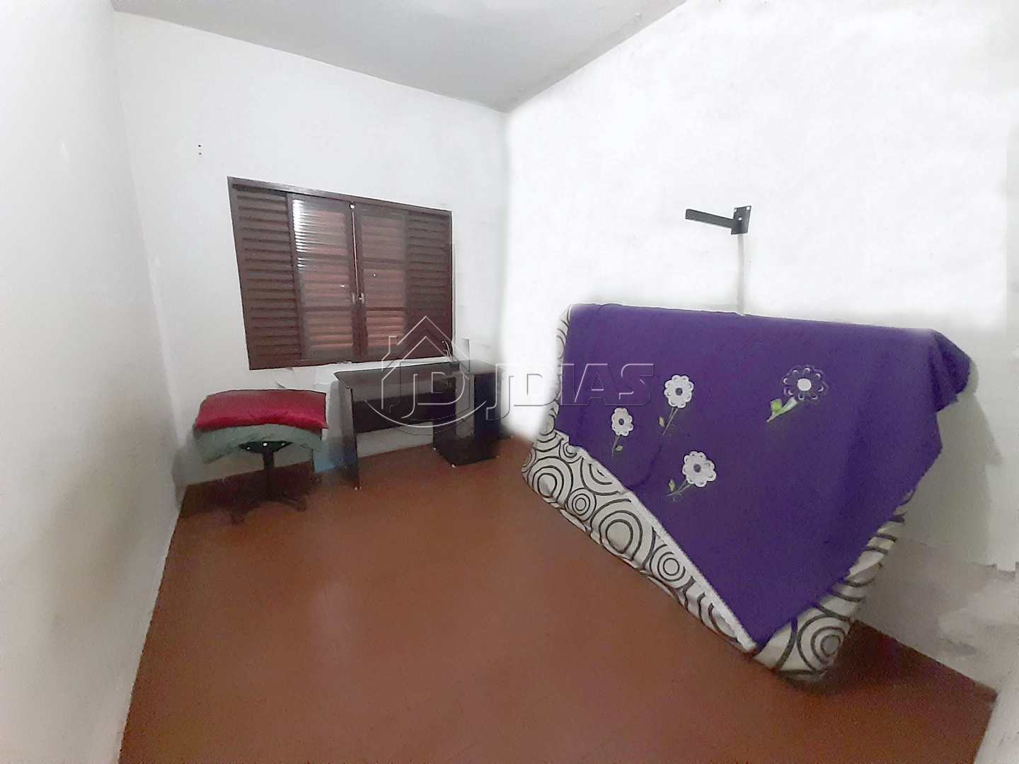 Casa à venda com 5 quartos, 221m² - Foto 14