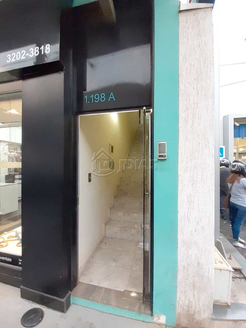 Loja-Salão para alugar com 3 quartos, 100m² - Foto 4