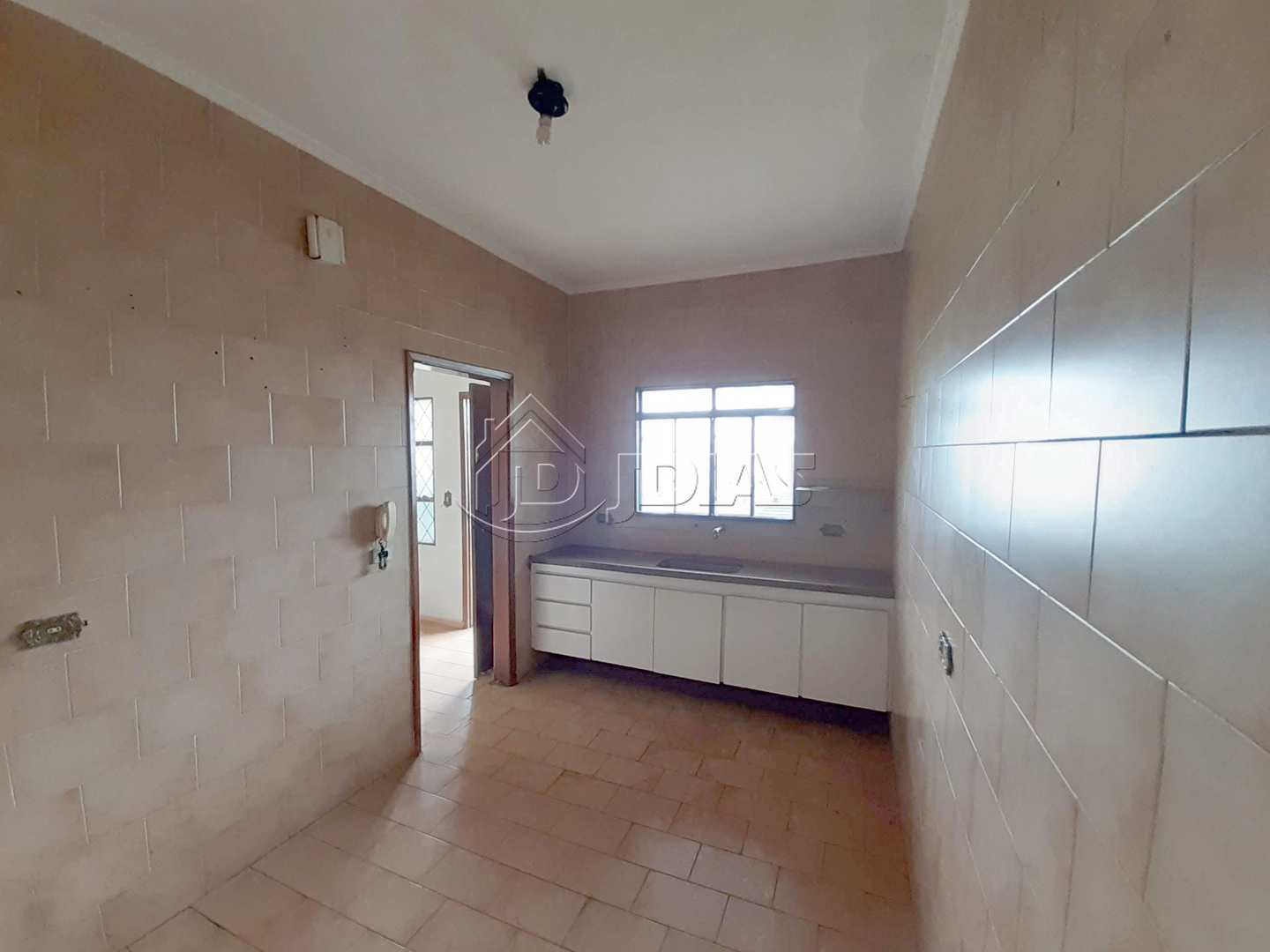 Casa à venda com 2 quartos, 73m² - Foto 11