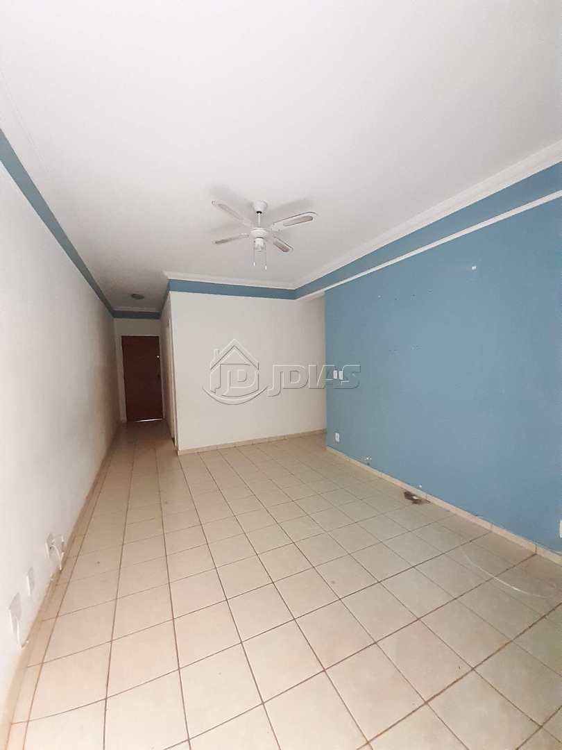 Apartamento à venda com 3 quartos, 75m² - Foto 3