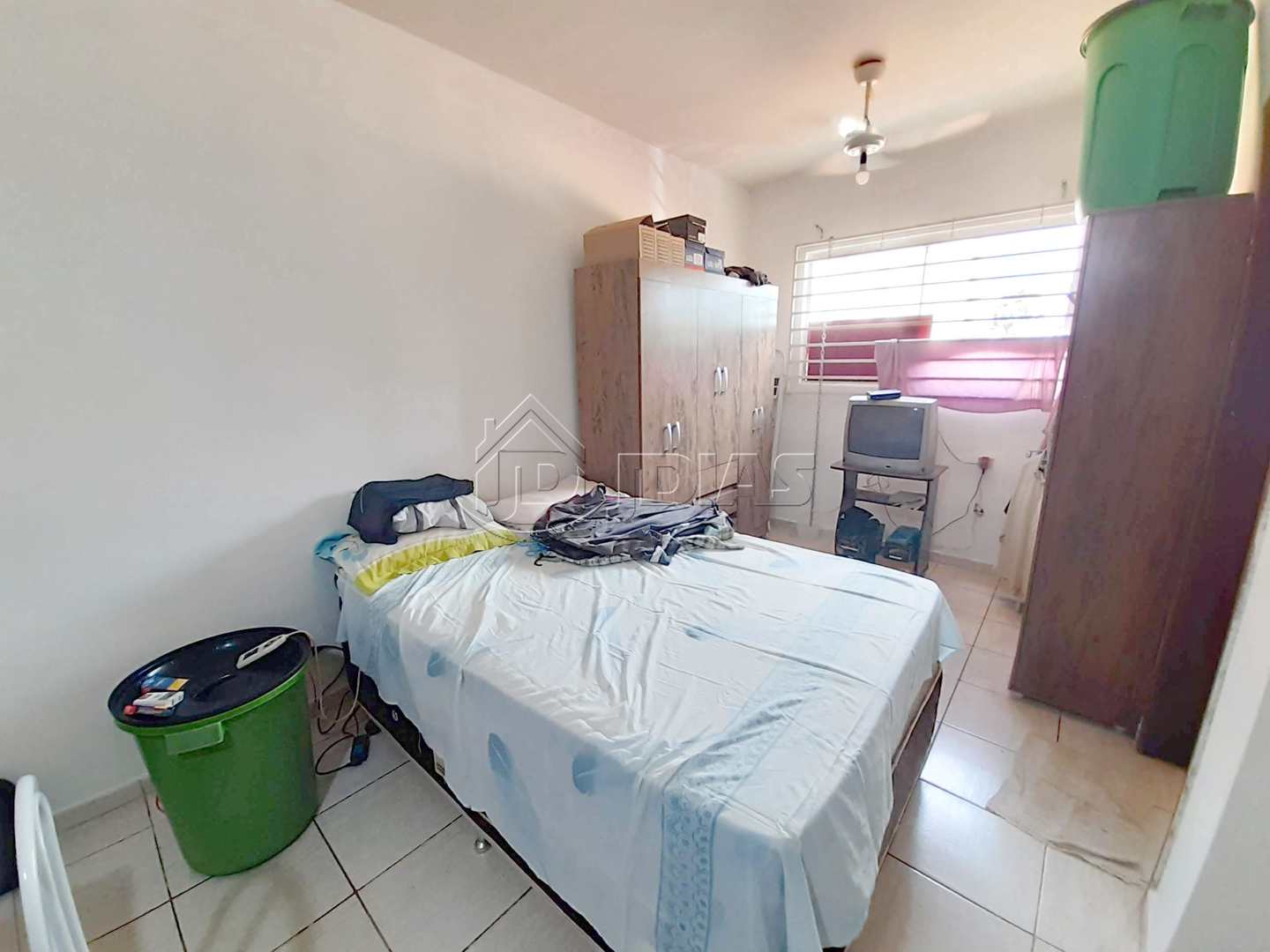 Apartamento à venda com 1 quarto, 28m² - Foto 2